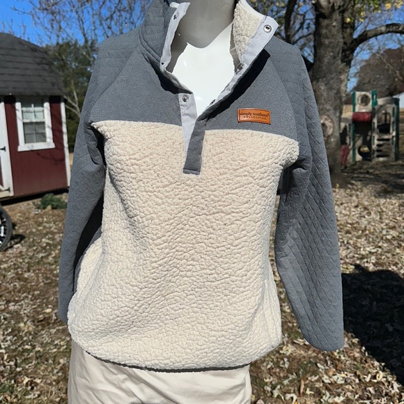 Simply Southern Jackets & Blazers - Simply Southern Fleece Pullover S‎ Small